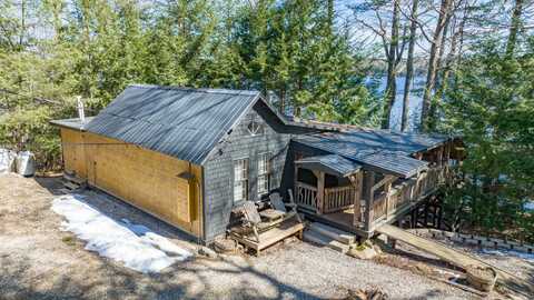 101 Highland Shore Road, Windham, ME 04062