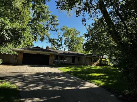 2415 E Ballard Road, Des Plaines, IL 60016