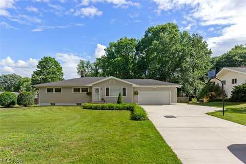 1878 Toepfer Road, Akron, OH 44312