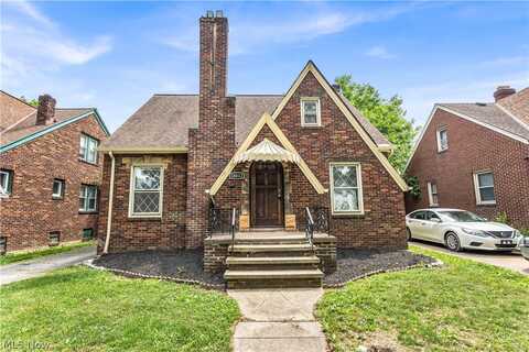 18033 Ponciana Drive, Cleveland, OH 44135