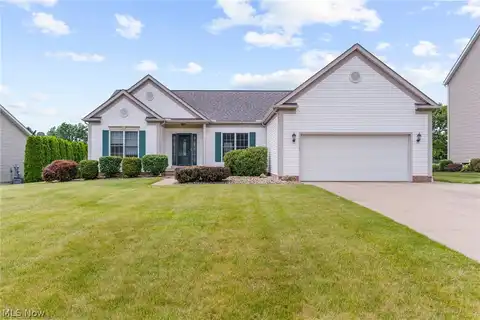 466 Rolling Hills Drive, Wadsworth, OH 44281