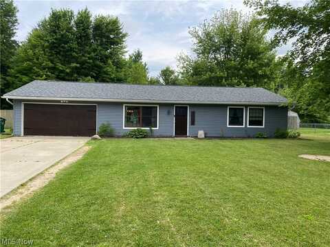 6738 Dave Drive, Madison, OH 44057