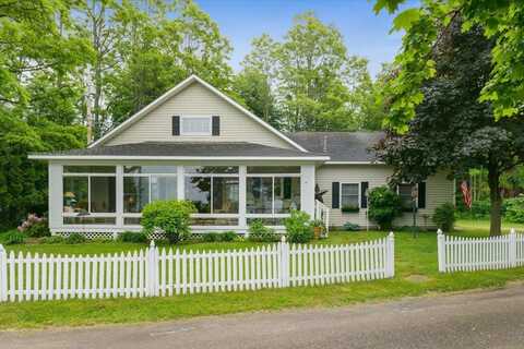 10 Starr Farm Beach, Burlington, VT 05408