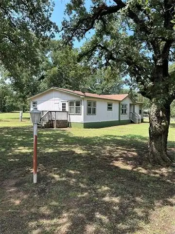 1524 Country Side Circle, Duncan, OK 73533