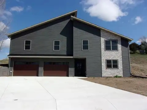 308 St. Patrick Court, Jackson, NE 68743