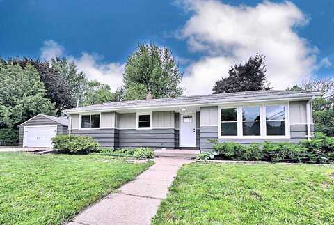 2007 S GLADYS Avenue, APPLETON, WI 54915