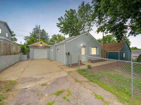 1105 S Van Eps Ave, Sioux Falls, SD 57105