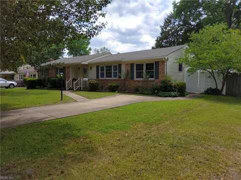 405 KINGS POINT Court, Virginia Beach, VA 23452