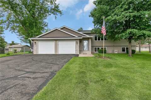 821 College Avenue S, Saint Joseph, MN 56374