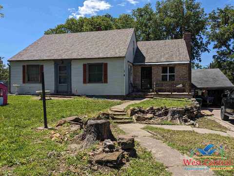 140 5th, Osceola, MO 64776