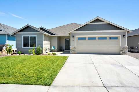 65 Hidden Valley Drive, Eagle Point, OR 97524