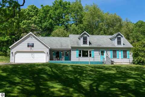 1069 El Camino Grande Drive, Isabella, MI 48893