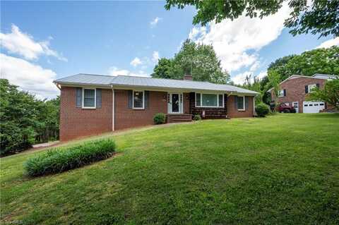 3601 Darren Road, Clemmons, NC 27012