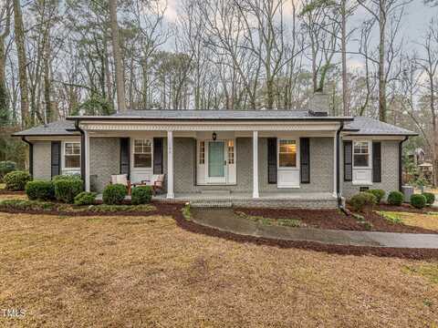 102 Edgewater Drive, Clayton, NC 27520