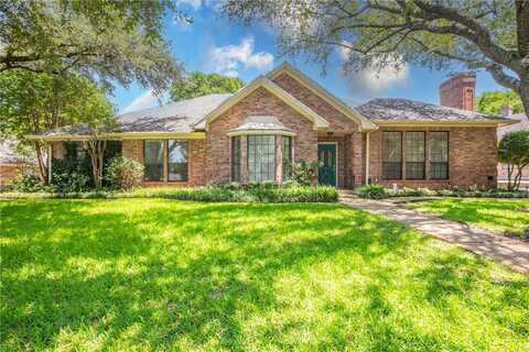 9504 Casa Grande Drive, Woodway, TX 76712