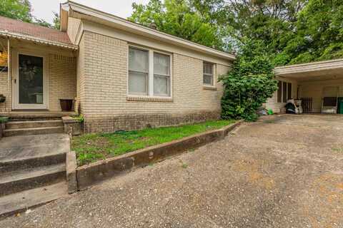 111 1St Street, Benton, AR 72015