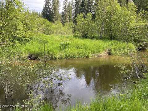 390 White Pine Way, Priest River, ID 83856