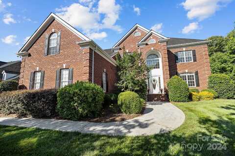 414 Castlestone Lane, Matthews, NC 28104