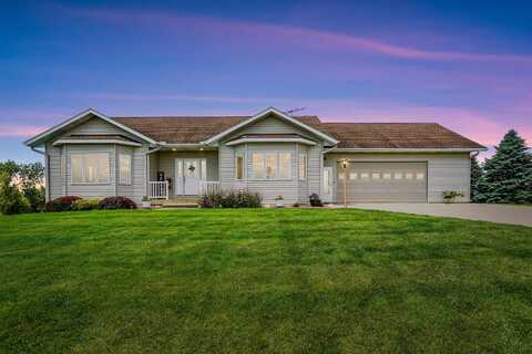 271 Grand Ridge Rim, Garnavillo, IA 52049