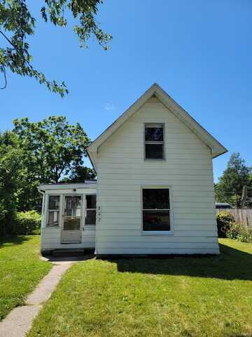 807 Allen Street, South Bend, IN 46616