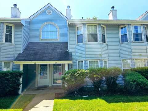 45 Tanglewood Court, Brunswick Gardens, NJ 08852