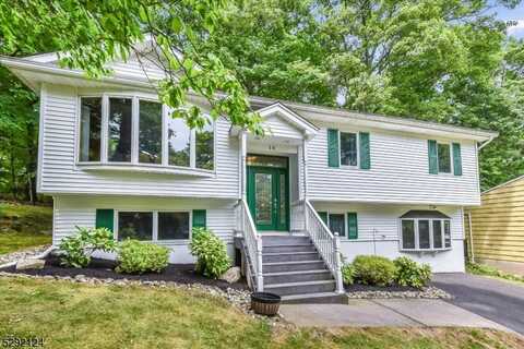 14 Marshall Trl, Hopatcong, NJ 07843