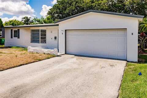 3242 NW 39th St, Lauderdale Lakes, FL 33309