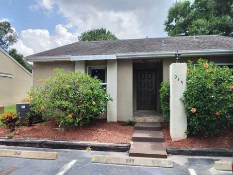 949 PEBBLE CREEK CIRCLE, ORLANDO, FL 32824