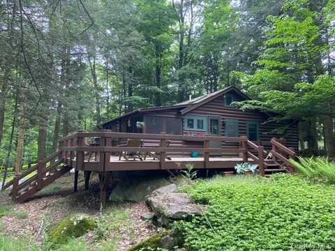 38 W Adirondack Trail, Bethel, NY 12778