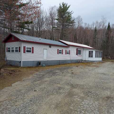 547 Us Route 2 W Road, Wilton, ME 04294