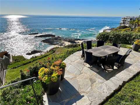 31678 Seacove Drive, Laguna Beach, CA 92651