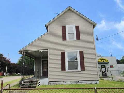 2301 East Avenue, Akron, OH 44314