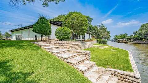 609 Casas Del Norte Court, Granbury, TX 76049