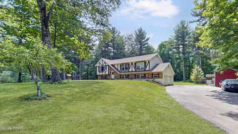 111 White Pine Court, Milford, PA 18337