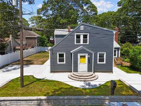 14 Steven Avenue, North Kingstown, RI 02852