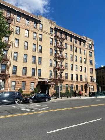 7609 4th Avenue, Brooklyn, NY 11209