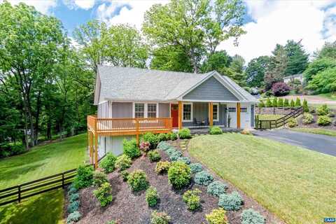 114 HILLSIDE PL, STAUNTON, VA 24401