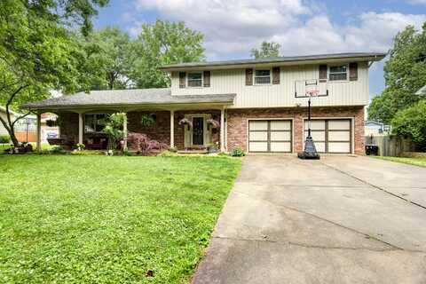 2237 East Rosebrier Street, Springfield, MO 65804