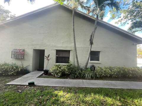 3865 NW 76th Terrace, Sunrise, FL 33351