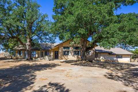 19251 Quail Drive, Tehachapi, CA 93561