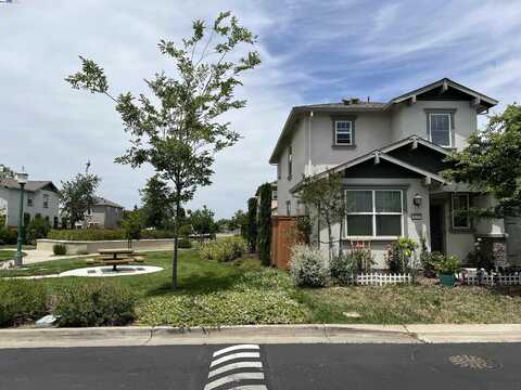 639 Sandstone Dr, Stockton, CA 95206