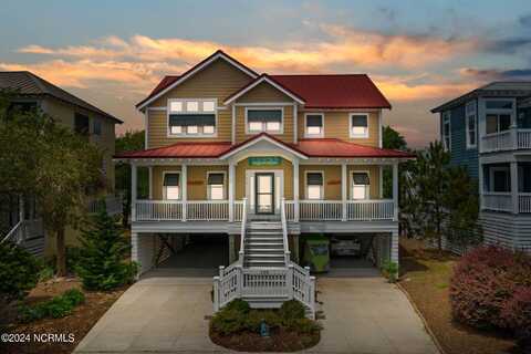 105 SE 74th Street, Oak Island, NC 28465