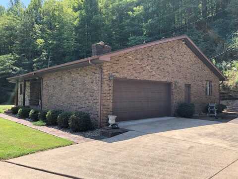 5509-2 Hurricane Road, Pikeville, KY 41501