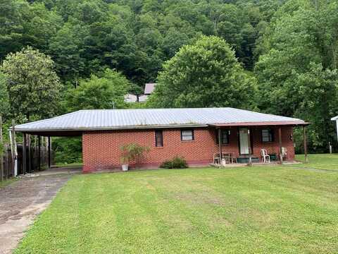 41 Woodland Dr, Belfry, KY 41514