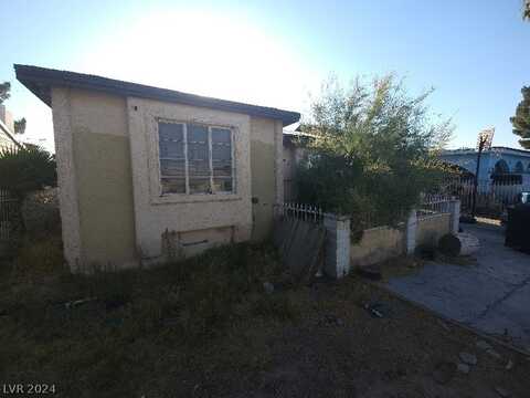 209 Cervantes Street, Las Vegas, NV 89101