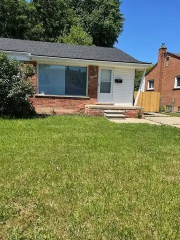 33634 Kathryn Street, Garden City, MI 48135