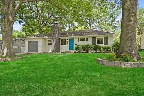 7621 Maple Street, Prairie Village, KS 66208