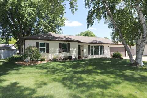 713 Elmwood Drive, Spencer, IA 51301