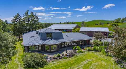 1130 Idler's Rest Rd, Moscow, ID 83843