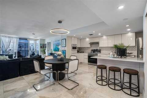 18061 Biscayne Blvd, Aventura, FL 33160